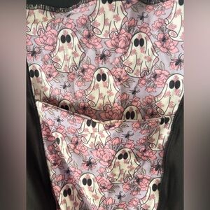 Black & Floral Ghost Print Leggings with Pockets TC2